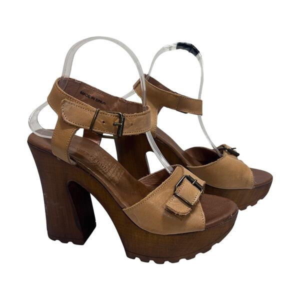 Musse & Cloud Tan Brown Leather Platform Sandals 8/39 Buckle Straps Boho Hippie - Picture 1 of 9
